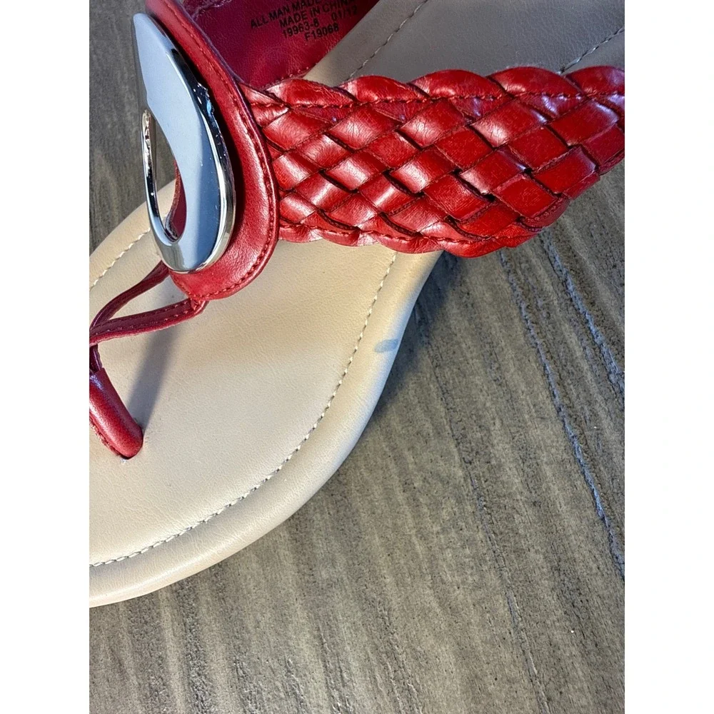 St. John's Bay Wedge Sandals Women 6 Red Braided Thong Silver Ring 19963-8‎